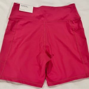 American Eagle AE Everything Pocket Fleece Super High Waist 6 inch Biker short